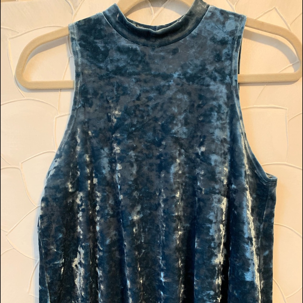 Velvety halter top tank